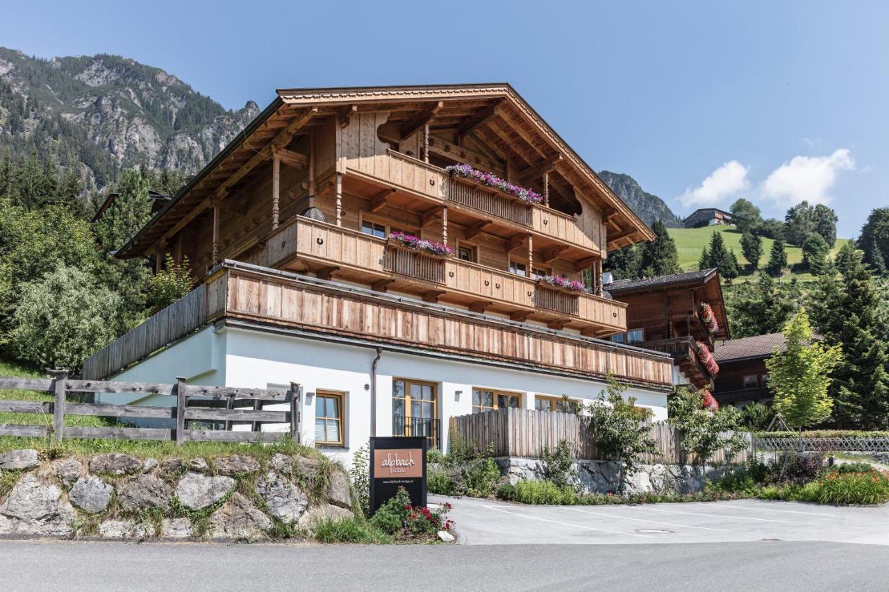 Alpbach Lodge Chalet Superior Exterior photo